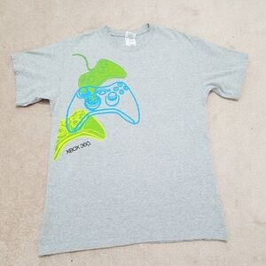 XBOX 360 vintage T-shirt Unisex Size Medium Xbox Controllers